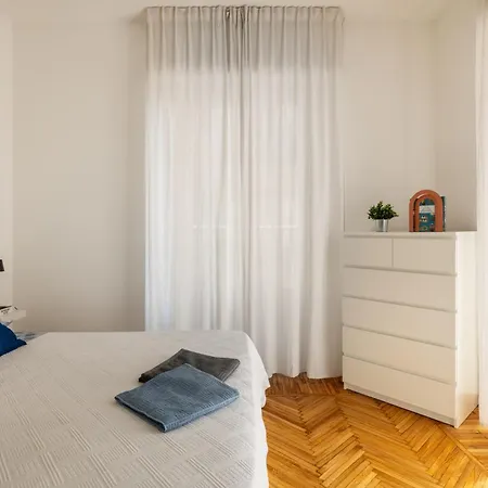 Apartamento Tamhouse - Self Check-in E Posto Auto